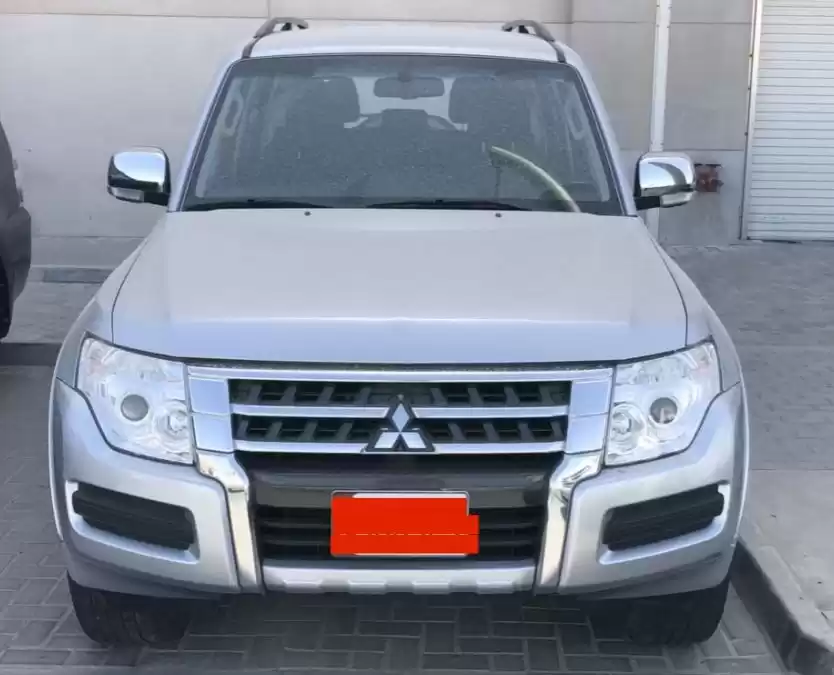 Gebraucht Mitsubishi Pajero Zu vermieten in Damaskus #20258 - 1  image 